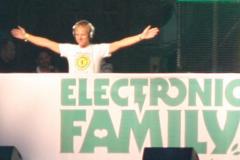 20110730 Electronic Family