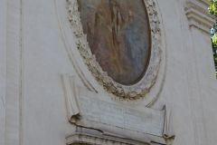 128